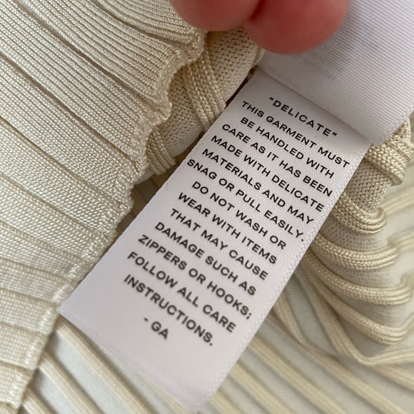 Designer top - Picture 6 of 9